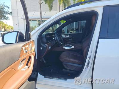 2025 Mercedes-Benz GLS 450 4MATIC - zdjęcie 3 z 18 - miniatura