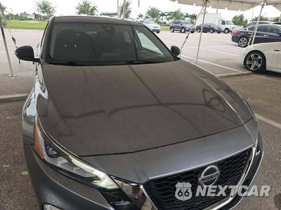 2022 Nissan Altima SR - zdjęcie 18 z 19 - miniatura