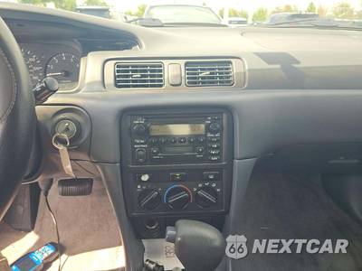 2001 Toyota Camry CE - zdjęcie 7 z 15 - miniatura