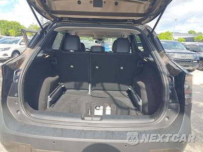 2026 Nissan Kicks SR - zdjęcie 11 z 17 - miniatura