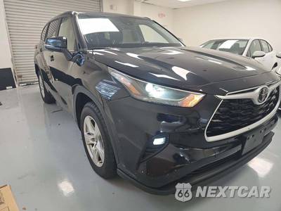 2025 Toyota Highlander LE - zdjęcie 4 z 22 - miniatura