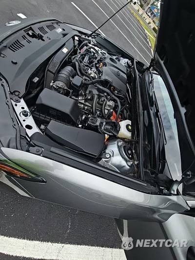 2025 Toyota Camry XLE - zdjęcie 26 z 26 - miniatura