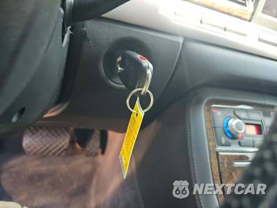 2007 Audi S8 - zdjęcie 8 z 21 - miniatura