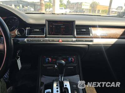 2007 Audi S8 - zdjęcie 10 z 21 - miniatura