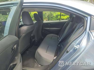 2026 Toyota Corolla LE Sedan - zdjęcie 10 z 17 - miniatura