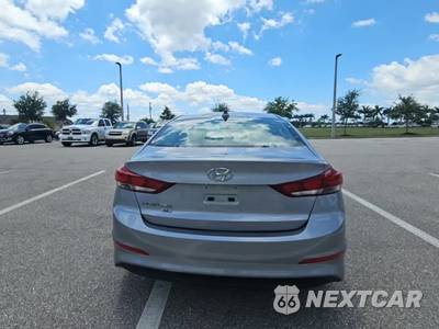 2017 Hyundai Elantra SE Sedan - zdjęcie 4 z 30 - miniatura