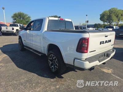 2026 Ram 1500 Laramie Crew Cab Short Bed - zdjęcie 2 z 21 - miniatura