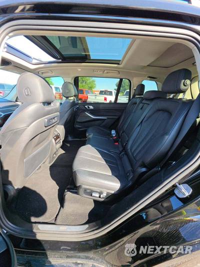 2020 BMW X7 Sports Activity Vehicle xDrive40i - zdjęcie 13 z 24 - miniatura