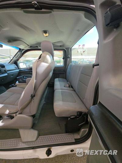 2005 Ford Super Duty F-250 XLT Extended Cab Medium Bed w/Rear Doors - zdjęcie 13 z 22 - miniatura