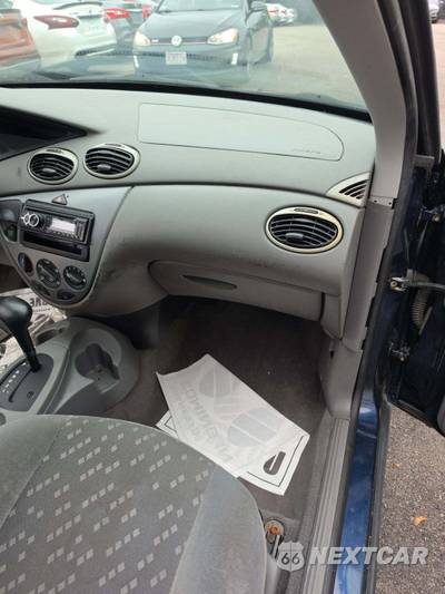 2002 Ford Focus ZX3 Power Premium Hatchback - zdjęcie 18 z 30 - miniatura