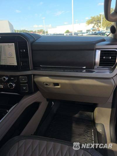 2026 Ford Super Duty F-450 Platinum Crew Cab Long Bed DRW - zdjęcie 19 z 24 - miniatura