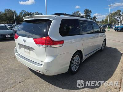 2013 Toyota Sienna Limited 7-Passenger 119.3" WB - zdjęcie 3 z 20 - miniatura