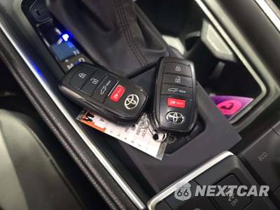 2024 Toyota Grand Highlander XLE - zdjęcie 8 z 24 - miniatura