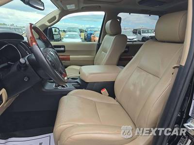 2021 Toyota Sequoia Platinum - zdjęcie 3 z 19 - miniatura