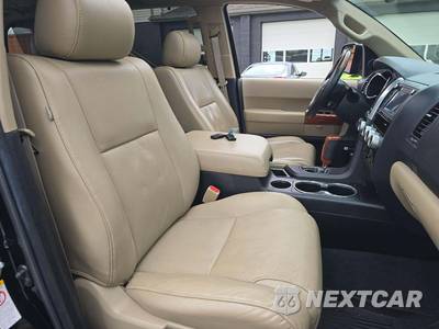 2021 Toyota Sequoia Platinum - zdjęcie 16 z 19 - miniatura