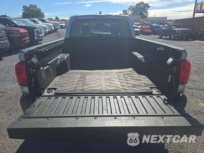 2020 Toyota Tacoma SR Extended Cab Long Bed w/Rear Doors - zdjęcie 11 z 20 - miniatura