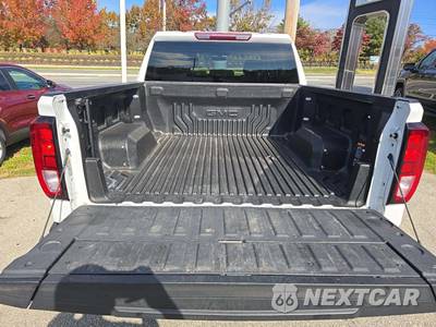 2022 GMC Sierra 1500 Limited Elevation Crew Cab Short Bed 3SB - zdjęcie 14 z 22 - miniatura