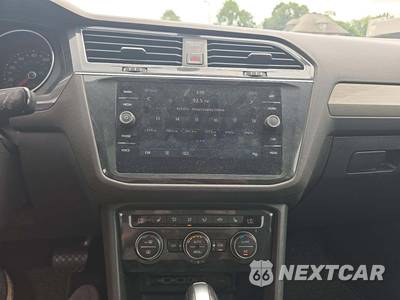 2018 Volkswagen Tiguan SE - zdjęcie 10 z 26 - miniatura