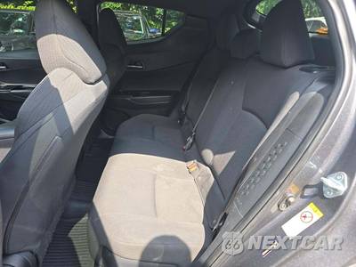 2019 Toyota C-HR XLE - zdjęcie 13 z 24 - miniatura