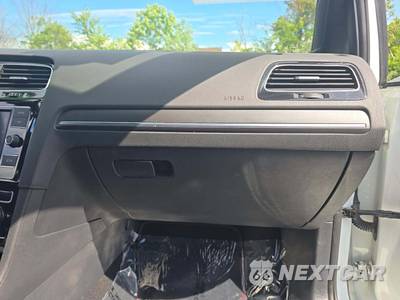 2019 Volkswagen Golf GTI SE Hatchback - zdjęcie 16 z 20 - miniatura