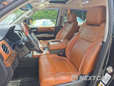 2016 Toyota Tundra 1794 Edition Crew Cab Short Bed - zdjęcie 6 z 30 - miniatura