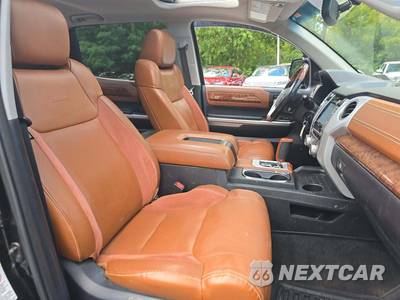 2016 Toyota Tundra 1794 Edition Crew Cab Short Bed - zdjęcie 18 z 30 - miniatura