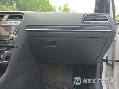 2017 Volkswagen Golf GTI S Hatchback - zdjęcie 19 z 22 - miniatura