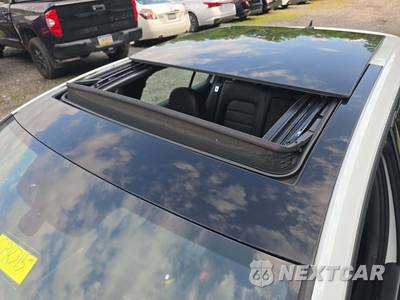 2017 Volkswagen Golf GTI S Hatchback - zdjęcie 12 z 22 - miniatura