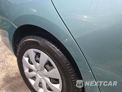 2010 Toyota Yaris Sedan - zdjęcie 24 z 24 - miniatura