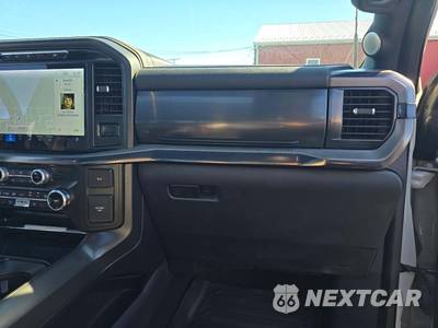 2024 Ford F-150 Hybrid Lariat Crew Cab Short Bed - zdjęcie 16 z 20 - miniatura