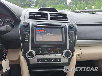 2012 Toyota Camry LE - zdjęcie 7 z 25 - miniatura