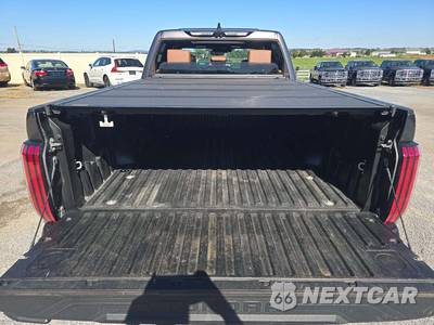 2023 Toyota Tundra 1794 Edition Crew Cab Medium Bed - zdjęcie 11 z 20 - miniatura