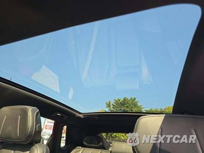 2024 Cadillac LYRIQ Sport 1 w/1SF - zdjęcie 11 z 22 - miniatura
