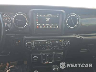 2021 Jeep Wrangler Unlimited Sahara Altitude Edition - zdjęcie 7 z 18 - miniatura