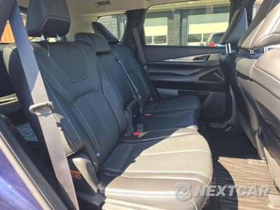 2023 INFINITI LUXE - zdjęcie 14 z 18 - miniatura