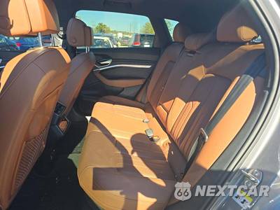 2022 Audi e-tron Premium Plus - zdjęcie 13 z 23 - miniatura