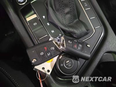 2020 Volkswagen Tiguan SE - zdjęcie 8 z 22 - miniatura