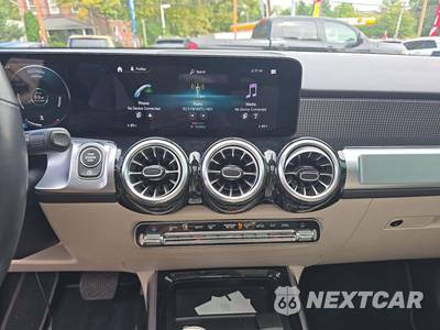 2022 Mercedes-Benz GLB 250 4MATIC - zdjęcie 10 z 25 - miniatura