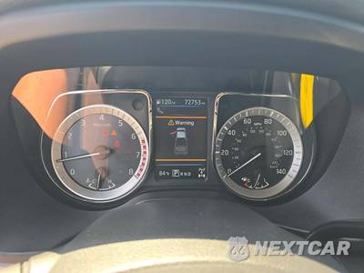 2019 Nissan TITAN SL Crew Cab Short Bed - zdjęcie 6 z 26 - miniatura