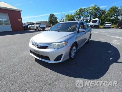 2014 Toyota Camry LE - zdjęcie 1 z 20 - miniatura
