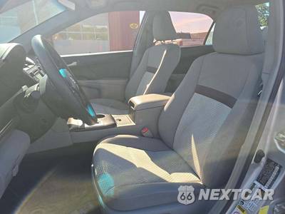 2014 Toyota Camry LE - zdjęcie 3 z 20 - miniatura