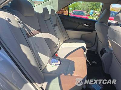 2014 Toyota Camry LE - zdjęcie 13 z 20 - miniatura