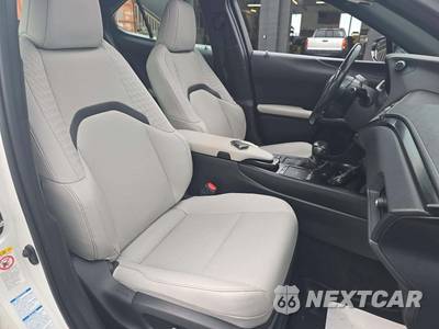2019 Lexus UX 250h - zdjęcie 15 z 18 - miniatura