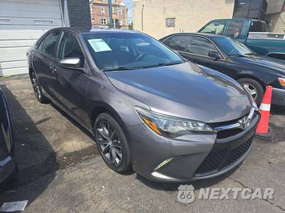 2017 Toyota Camry XSE - zdjęcie 4 z 23 - miniatura