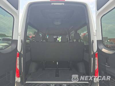 2024 Mercedes-Benz Sprinter 2500 Passenger Van 144.0" WB - zdjęcie 12 z 20 - miniatura