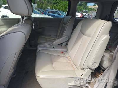 2015 Nissan Quest SL 118.1" WB - zdjęcie 10 z 36 - miniatura