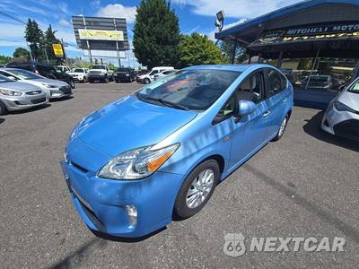 2013 Toyota Prius Plug-In Hybrid - zdjęcie 1 z 26 - miniatura