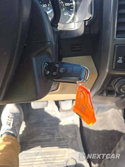 2018 Ford F-150 XLT Crew Cab Medium Bed - zdjęcie 8 z 34 - miniatura