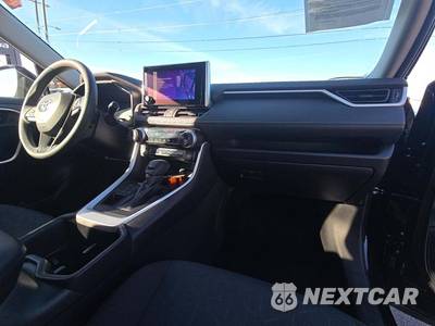 2025 Toyota RAV4 XLE - zdjęcie 19 z 21 - miniatura