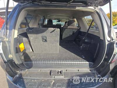 2021 Toyota 4Runner SR5 - zdjęcie 15 z 23 - miniatura